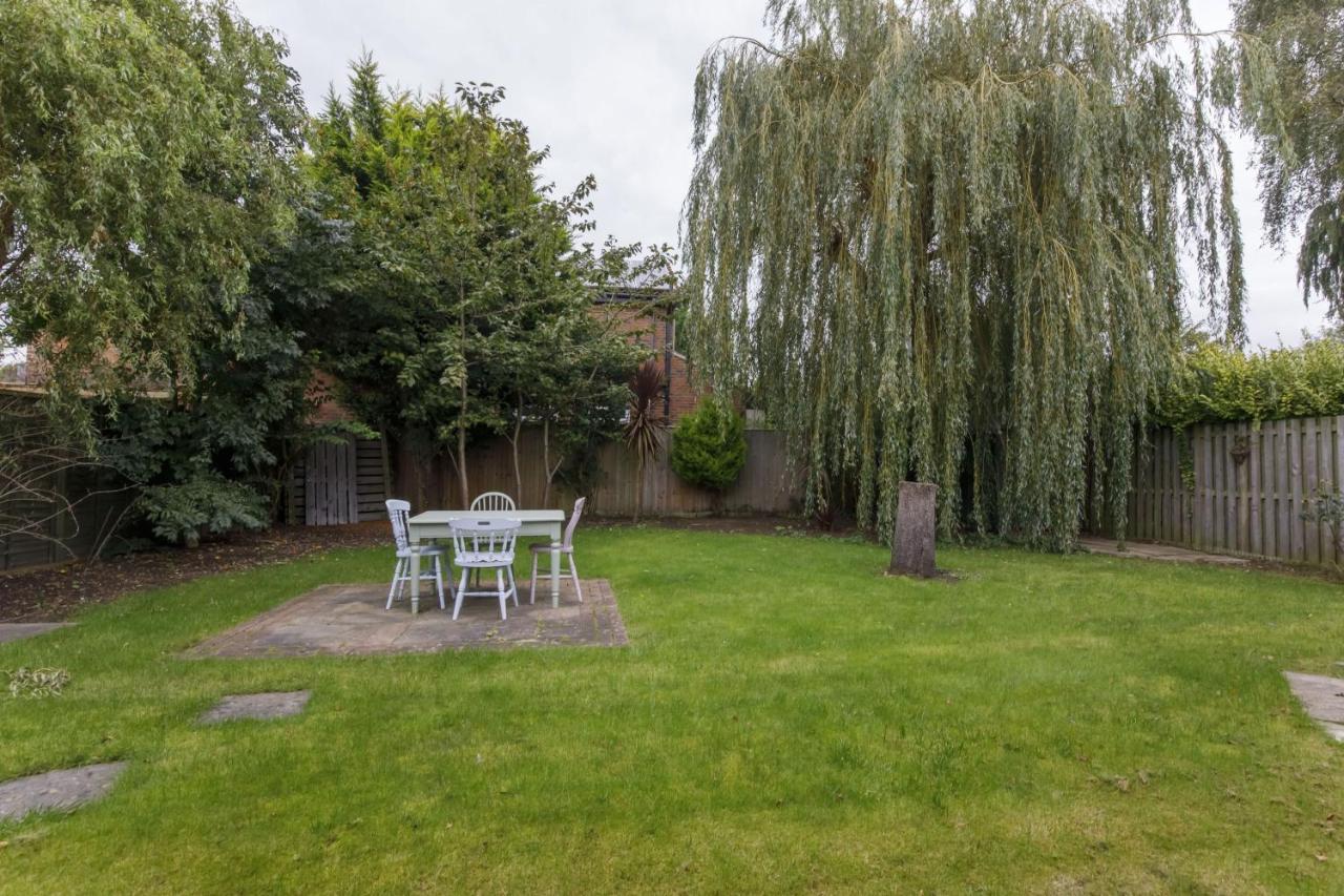 The Willows With Free Parking For 2 Cars ヨーク エクステリア 写真